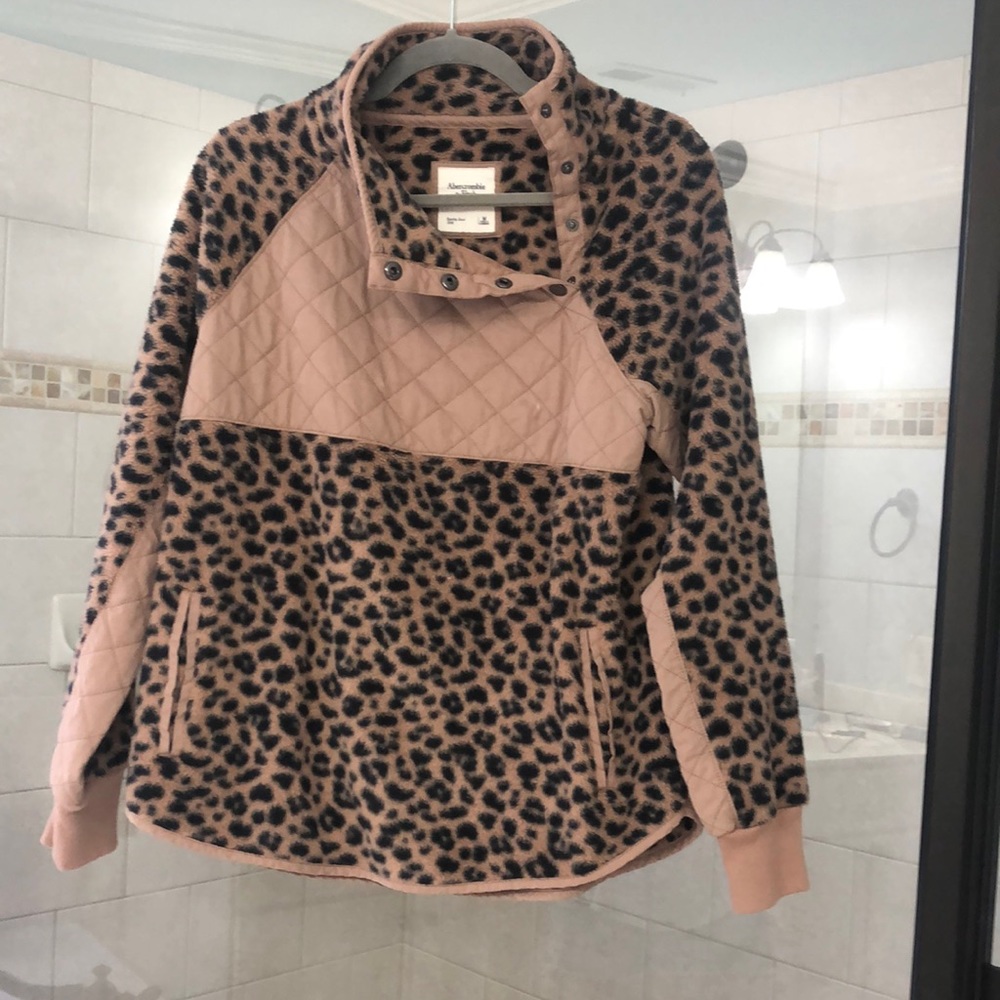 Abercrombie leopard print pullover